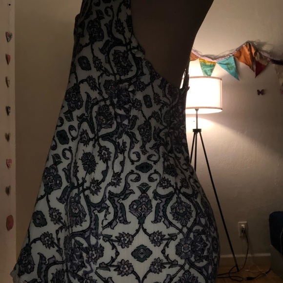 Kendall and Kylie romper - Picture 3 of 7